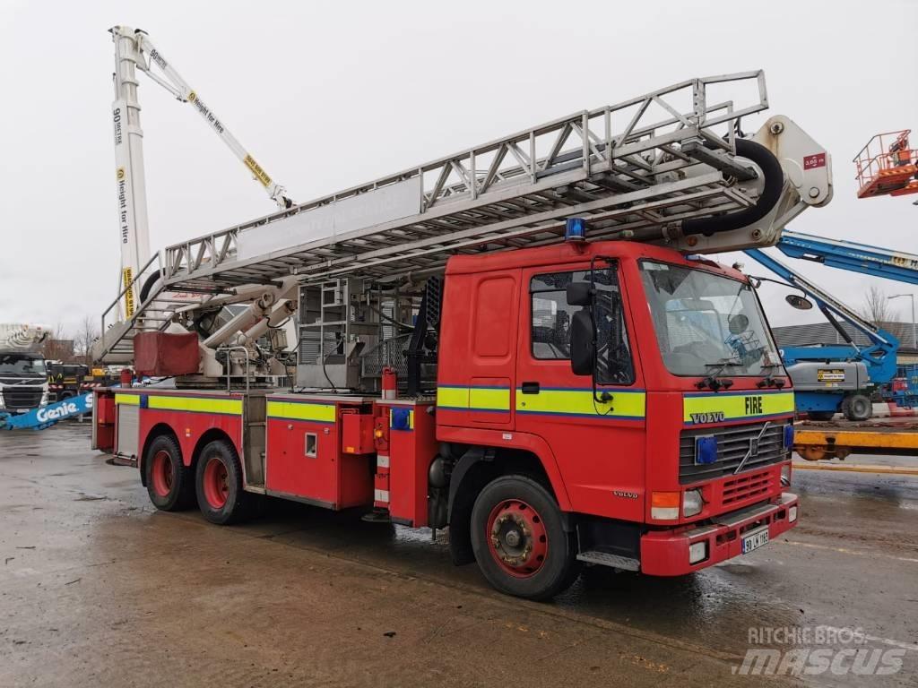 Bronto 28-2-T1 Truck mounted platforms