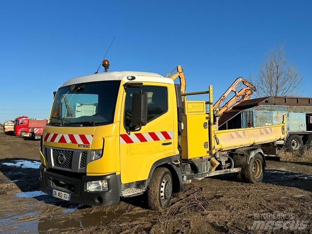 Nissan NT500 Pick up/Dropside