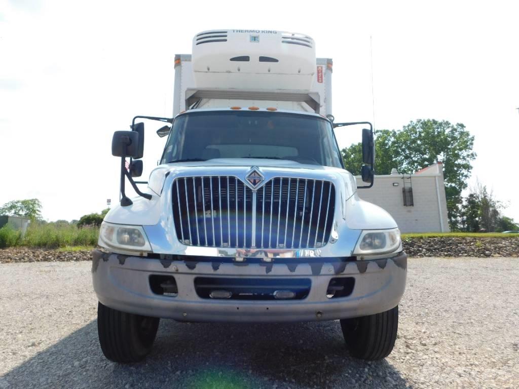 International 4400 Container trucks