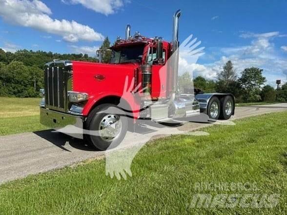 Peterbilt 389 Prime Movers