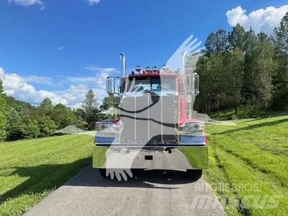 Peterbilt 389 Prime Movers