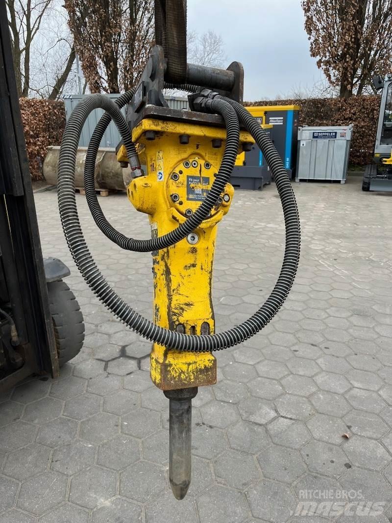 Atlas Copco SB202 Hammers / Breakers