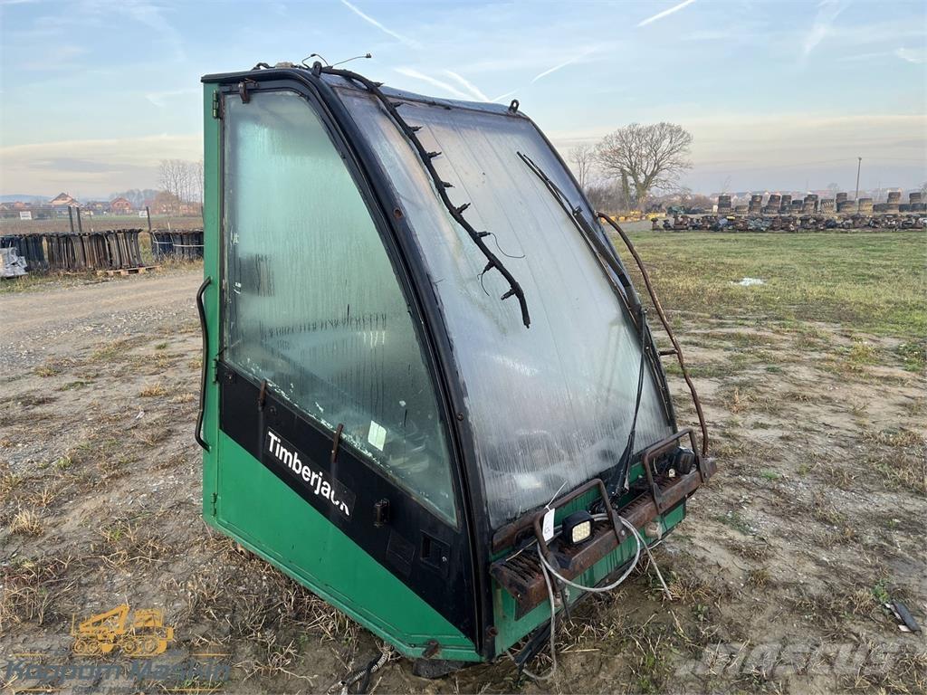 Timberjack 1270C Cabins and interior