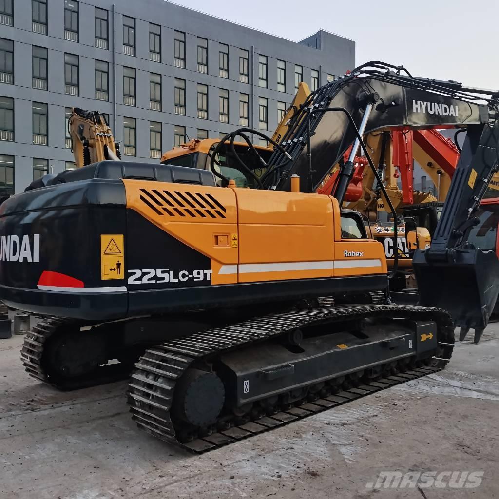 Hyundai 225LC-9T Crawler excavators