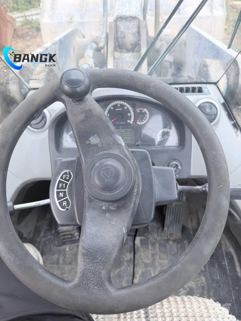 XCMG LW500H Wheel loaders