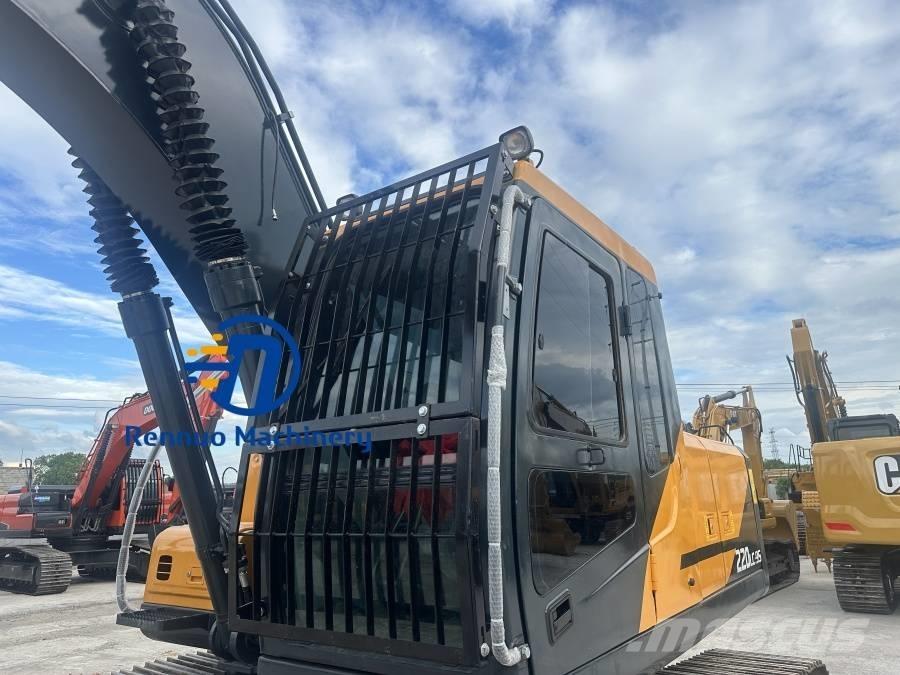 Hyundai R220LC-9S Crawler excavators