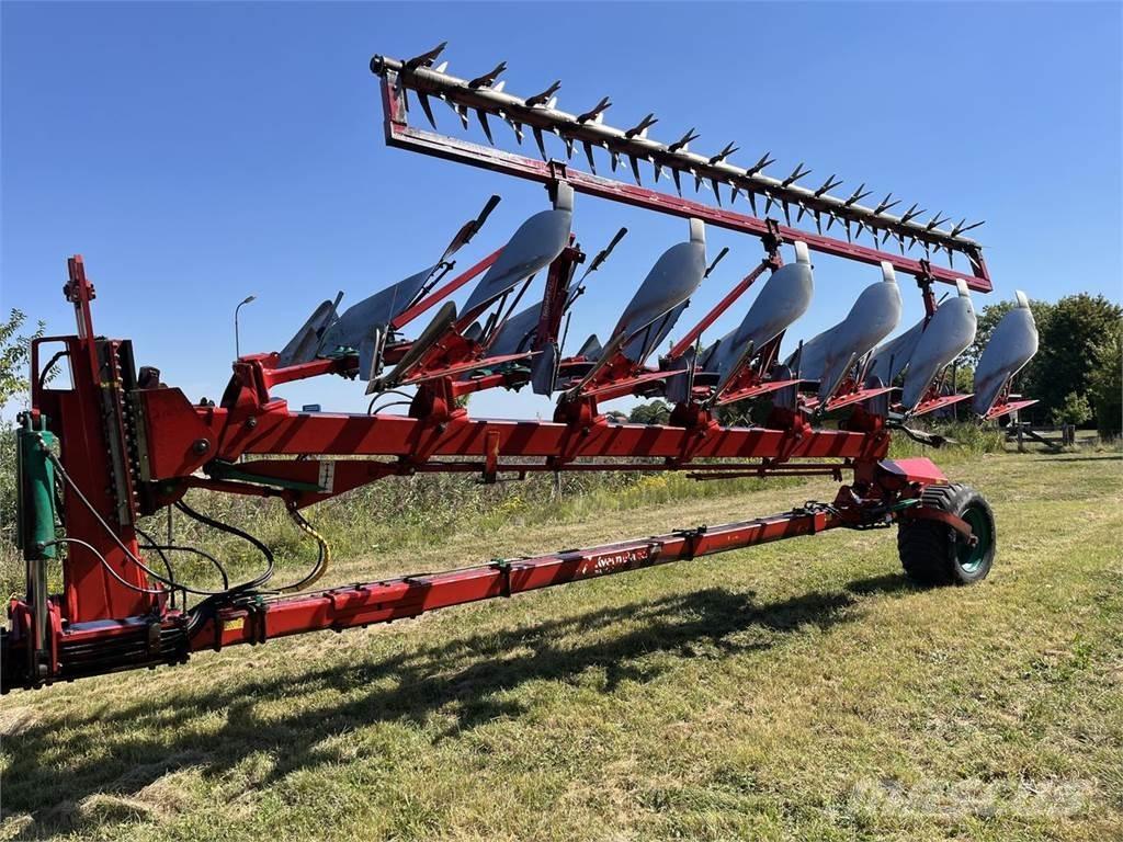 Kverneland PB-100 Reversible ploughs