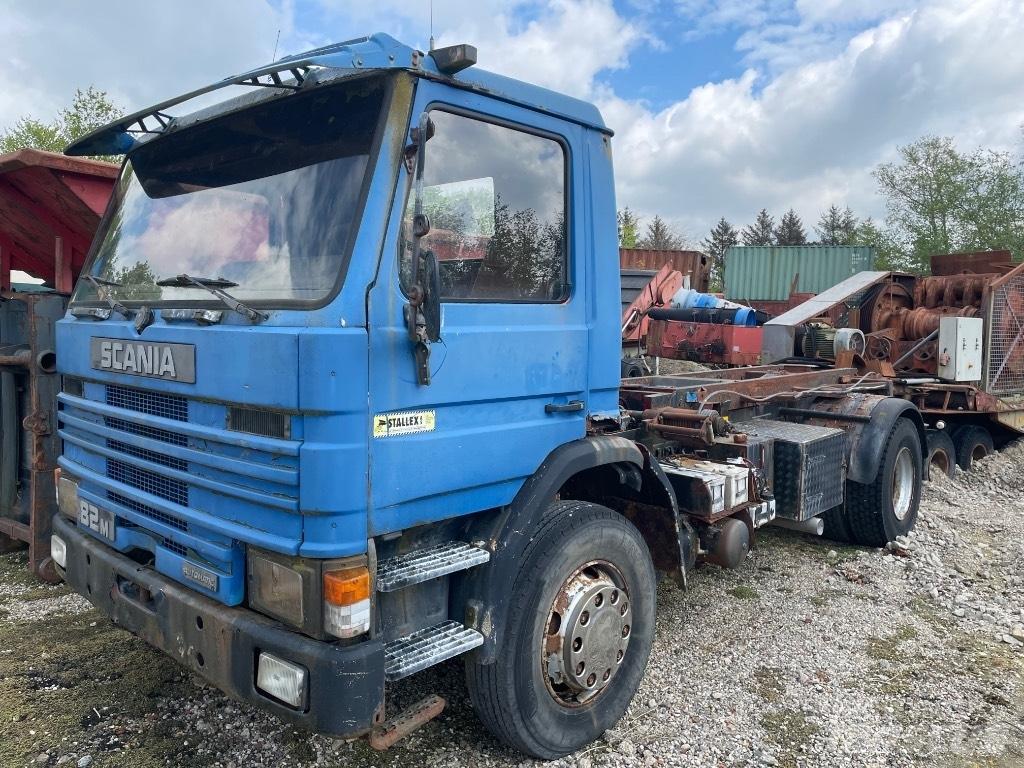 Scania 82M Demountable trucks
