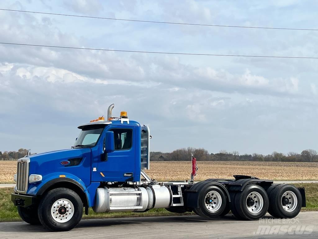 Peterbilt 567 Prime Movers