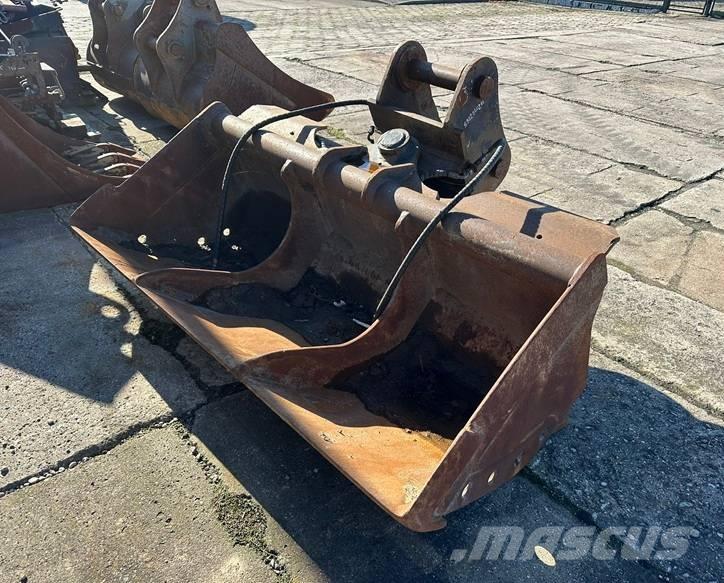 Hitachi ZX170-5B Backhoes