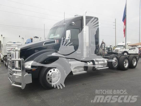 Kenworth T880 Prime Movers