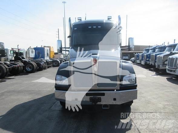 Kenworth T880 Prime Movers