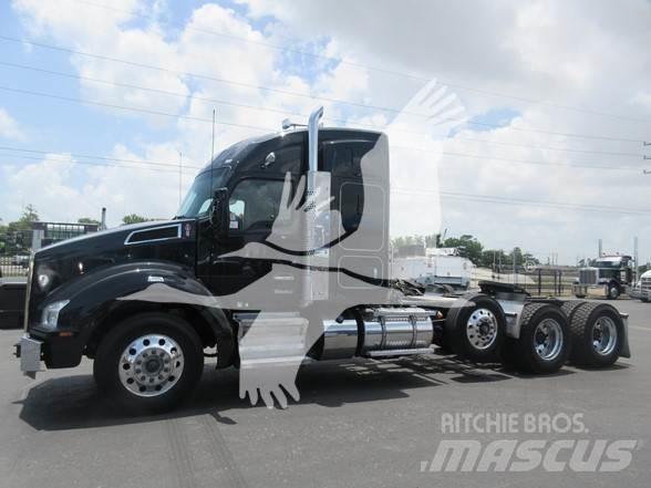 Kenworth T880 Prime Movers