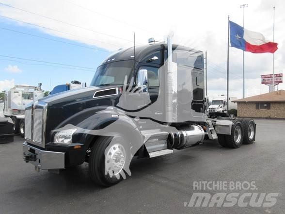 Kenworth T880 Prime Movers