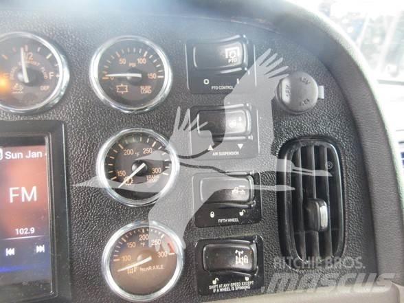 Peterbilt 389 Prime Movers
