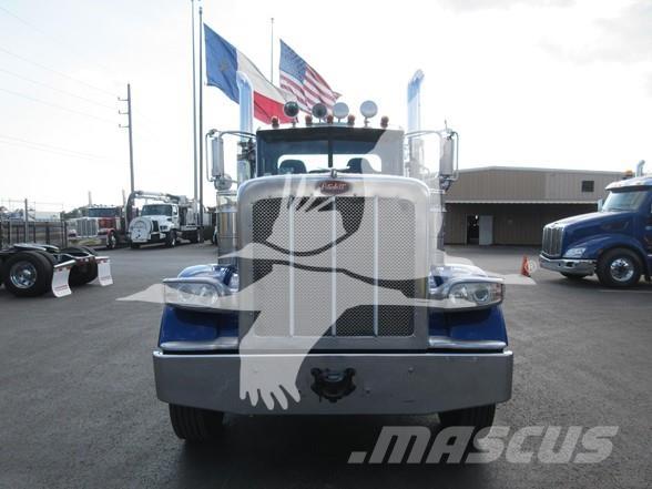 Peterbilt 389 Prime Movers