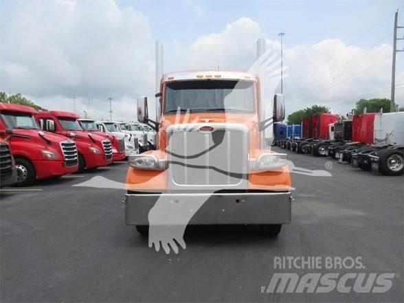 Peterbilt 567 Prime Movers