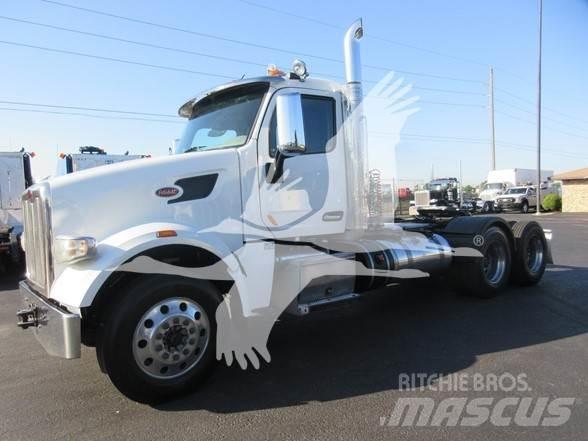 Peterbilt 567 Prime Movers