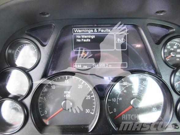 Peterbilt 567 Prime Movers