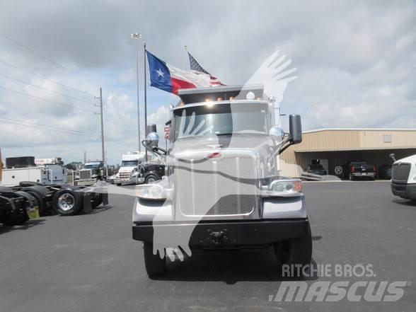 Peterbilt 567 Tipper trucks