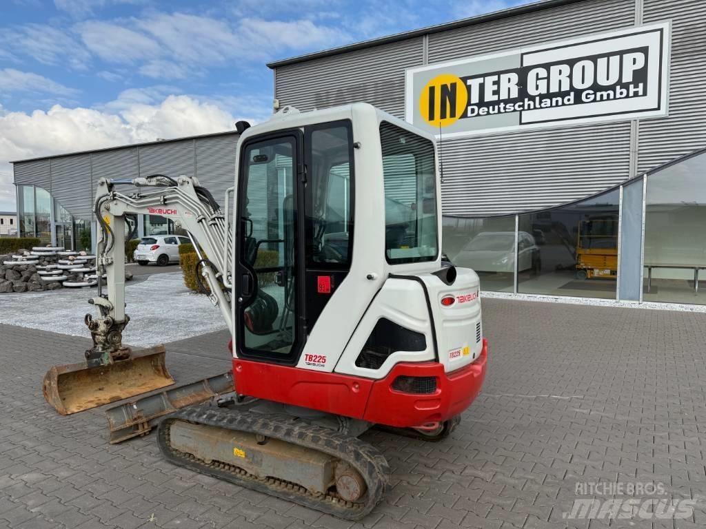 Takeuchi TB 225 V3 Mini excavators < 7t (Mini diggers)