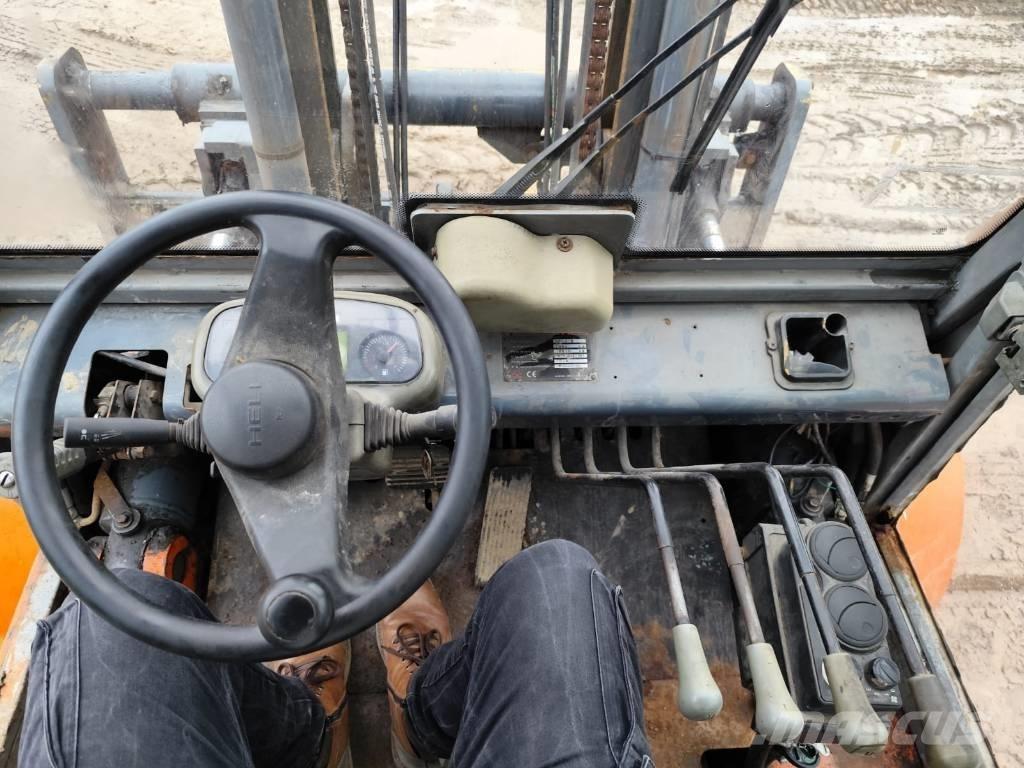 Heli CPCD 70 Diesel trucks