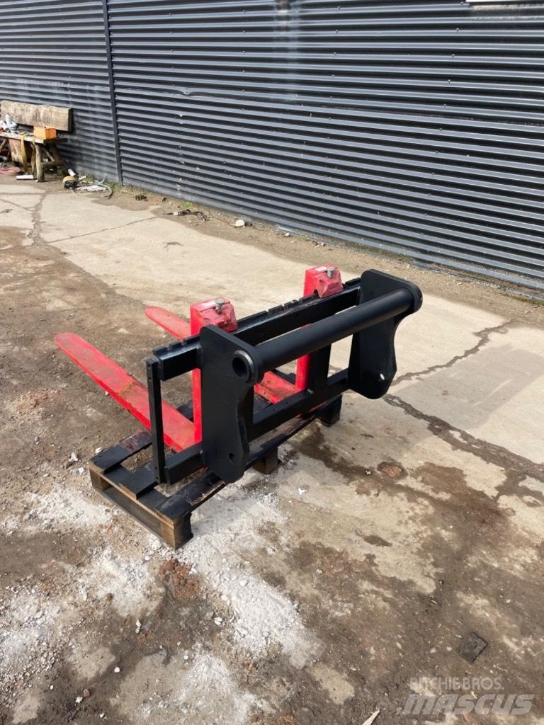 Manitou 5000kg Other components