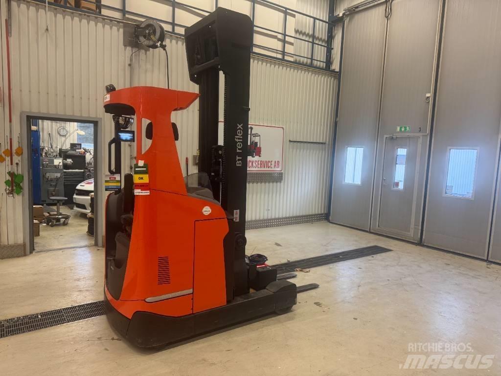 BT Toyota RRE 160 Reach truck