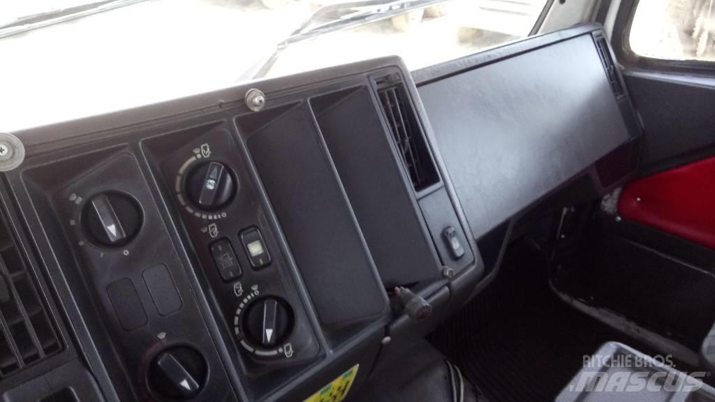 Mercedes-Benz 3535 Tipper trucks