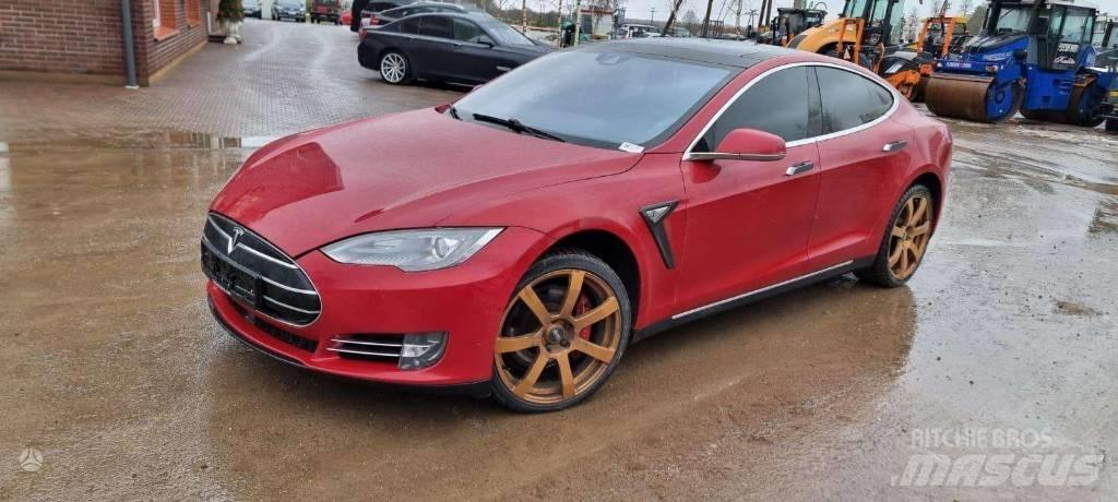 Tesla Model S P85D Cars
