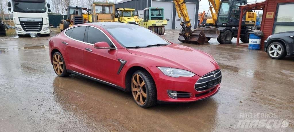 Tesla Model S P85D Cars