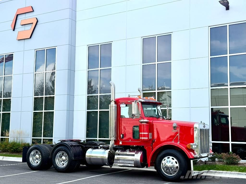 Peterbilt 378 Prime Movers