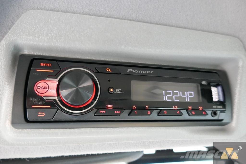 CAT CS10GC Single drum rollers