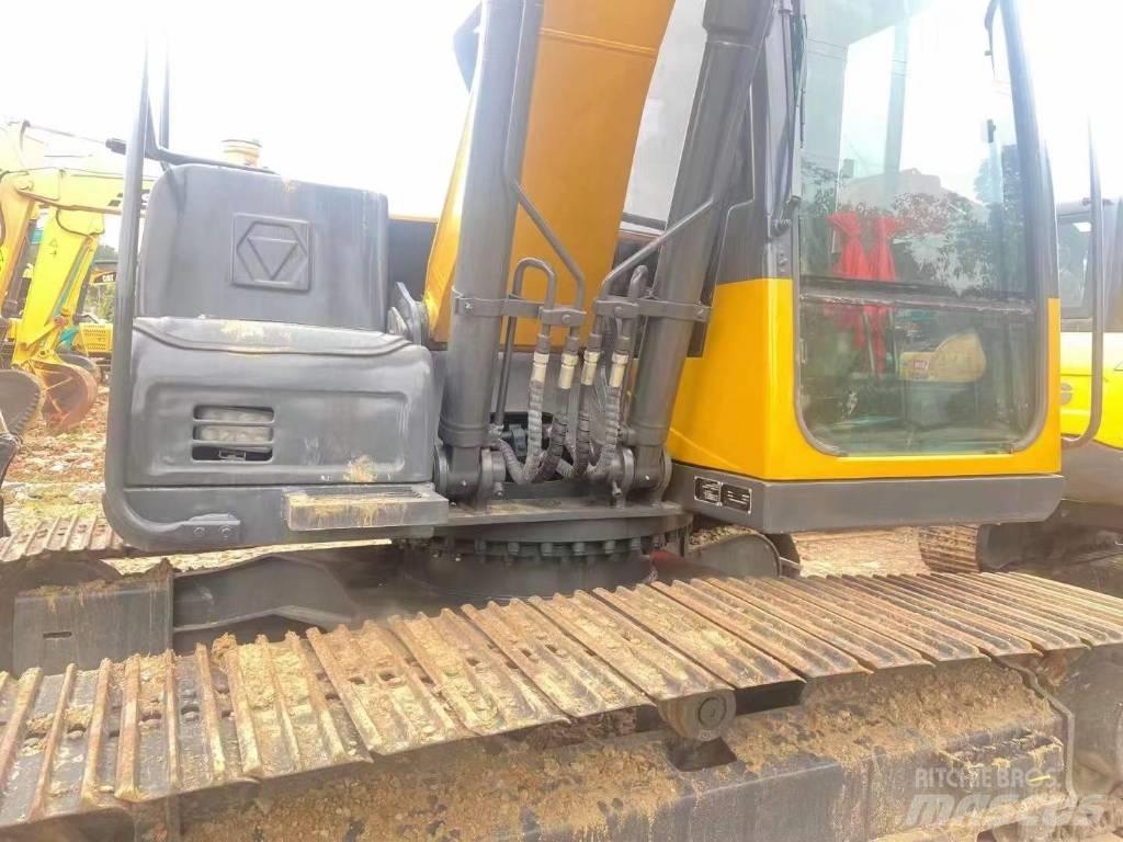 XCMG XE 150 Crawler excavators