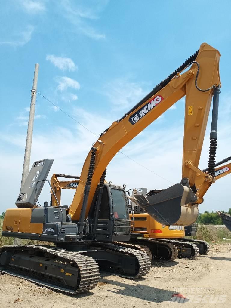 XCMG XE 215 DA Mini excavators  7t - 12t