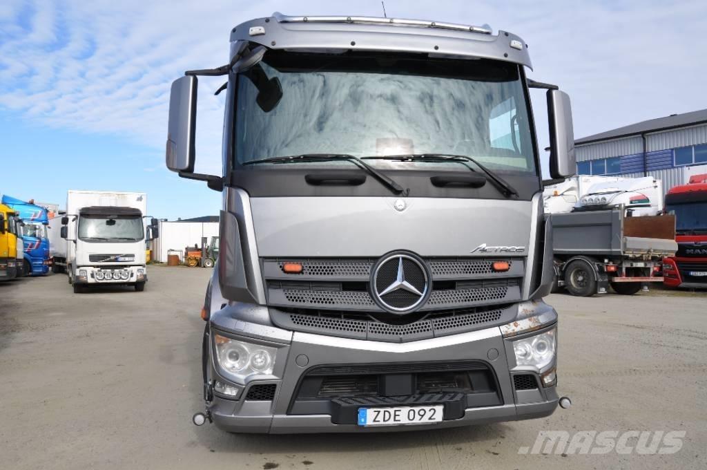 Mercedes-Benz 2535 Waste trucks