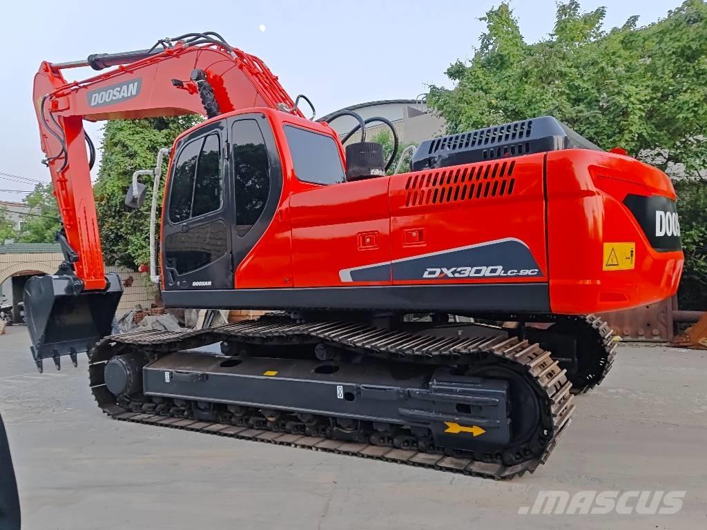 Doosan DX 300 LC-9C Crawler excavators