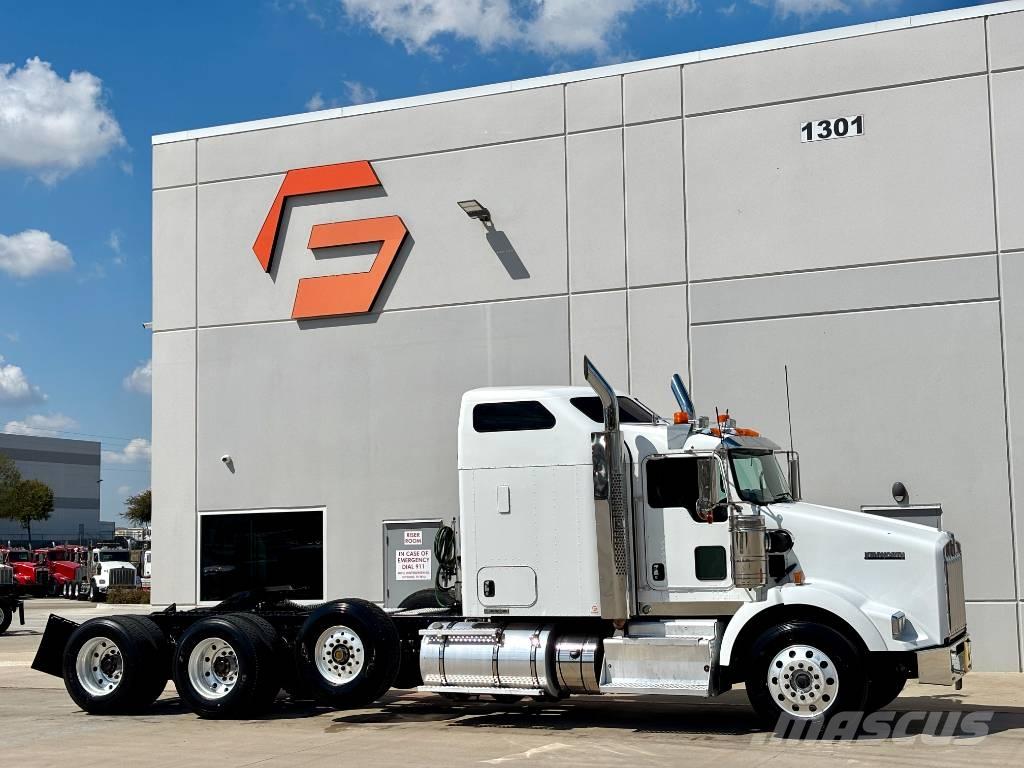 Kenworth T 800 Prime Movers