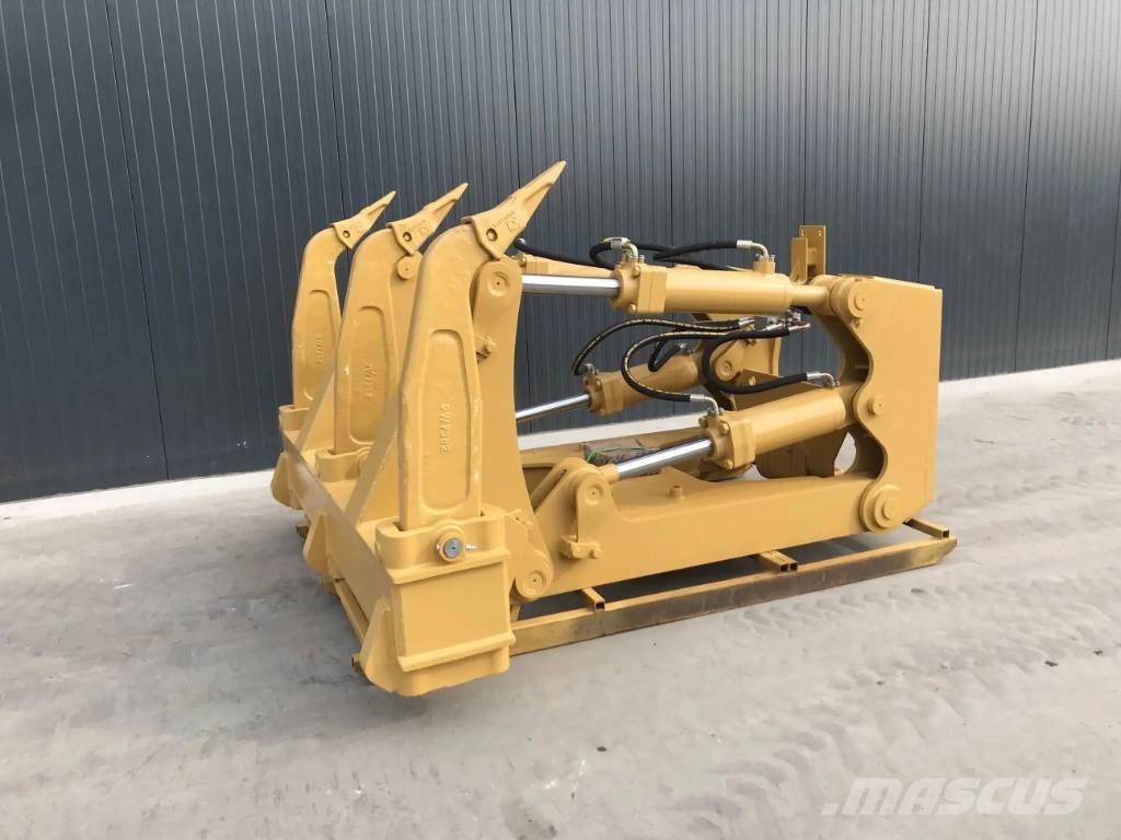 CAT D7R Scarifiers