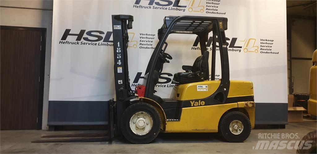 Yale GDP30VX Diesel trucks