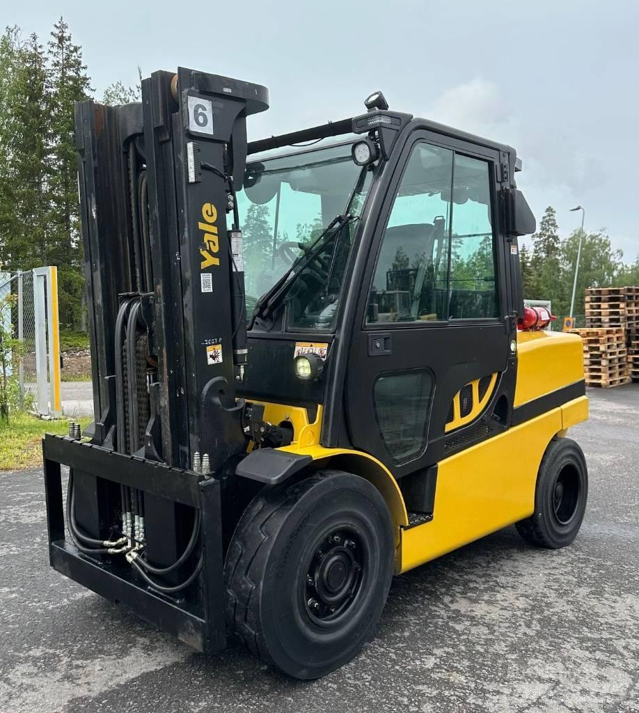 Yale GDP 55 VX Diesel trucks