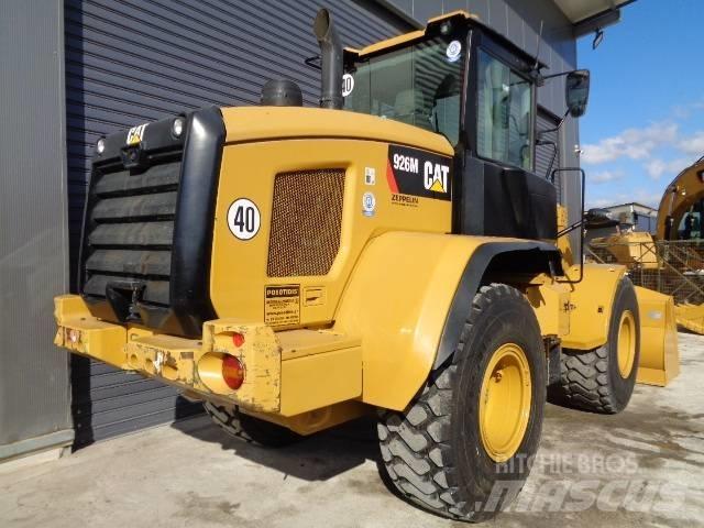 CAT 926M Wheel loaders