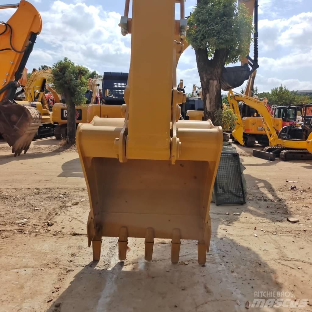 CAT 320 D Crawler excavators