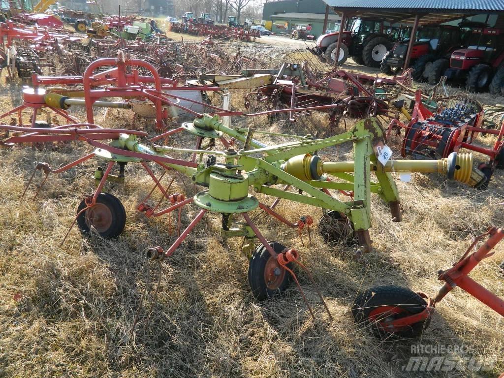 CLAAS 4 Rakes and tedders