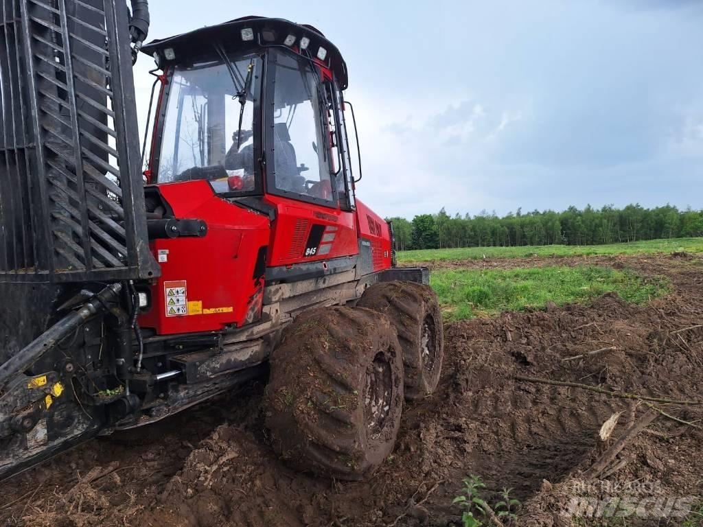 Komatsu 845 Forwarders