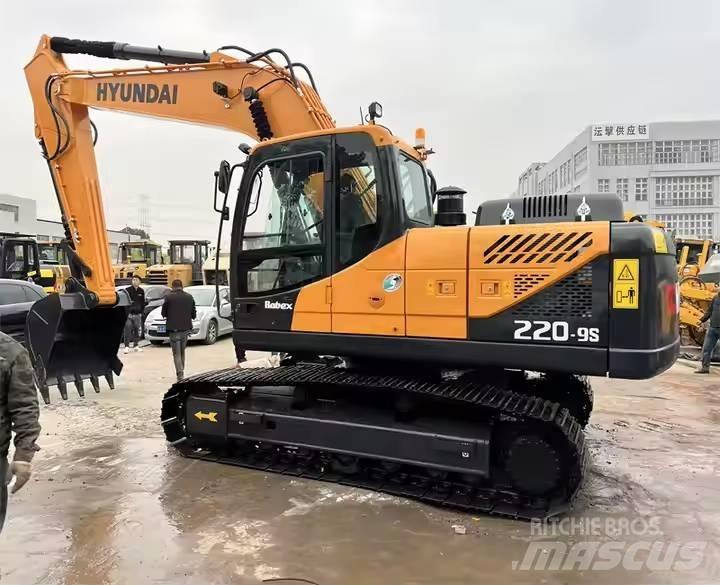 Hyundai R220-9S Crawler excavators