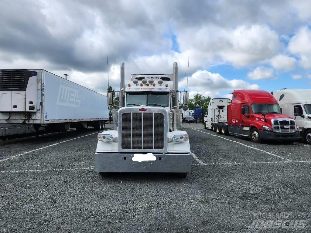 Peterbilt 389 Prime Movers