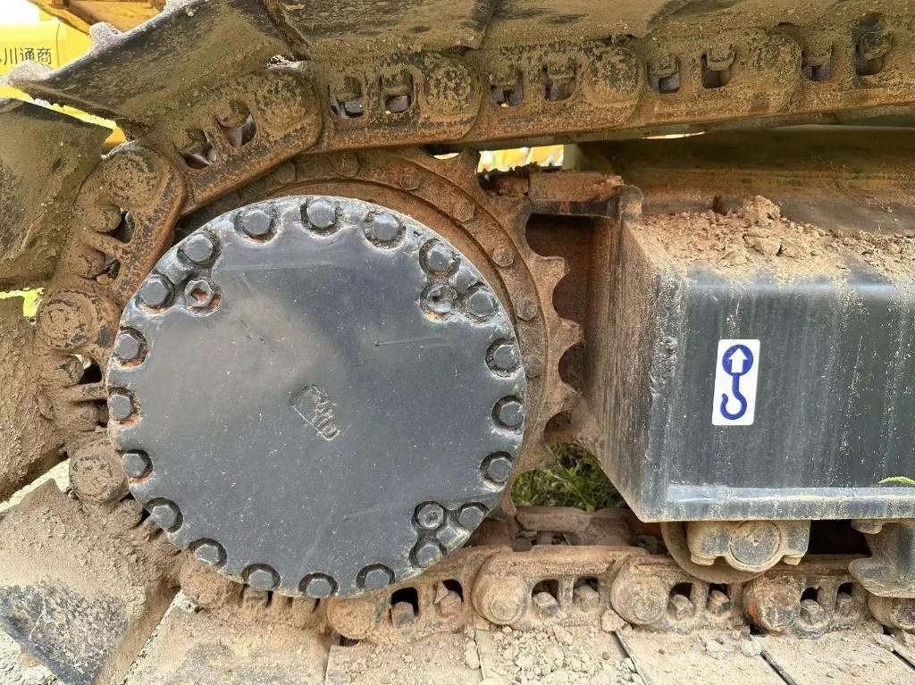 Komatsu PC240-8 Crawler excavators