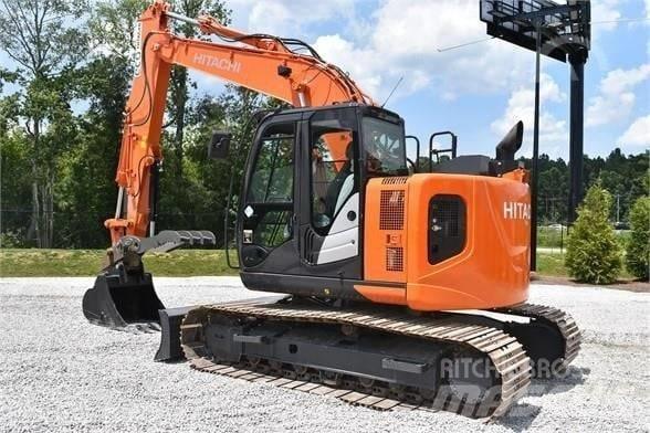 Hitachi ZX 135 US Crawler excavators