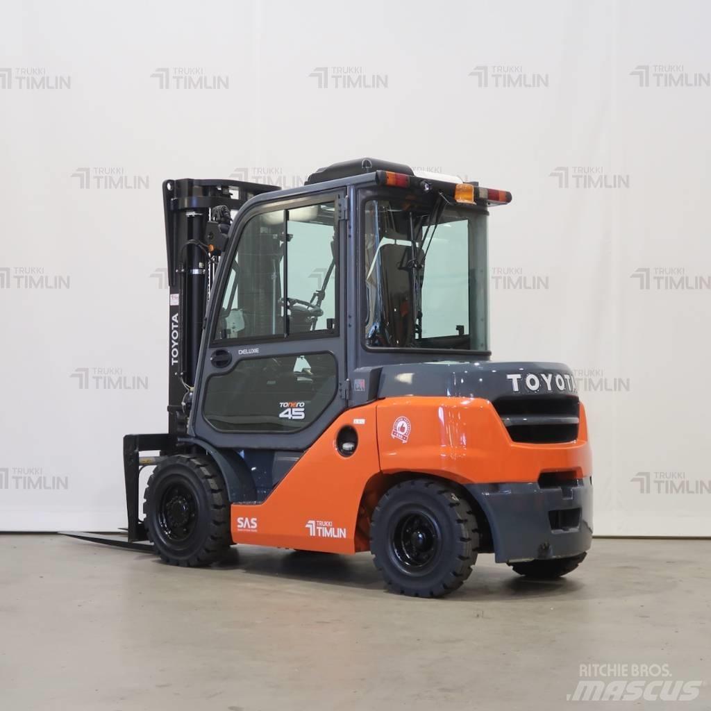 Toyota 40-8FD40N Diesel trucks